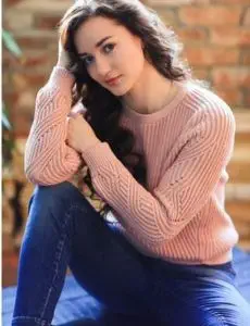 Elite escort service in Meerganj for home and hotel visits